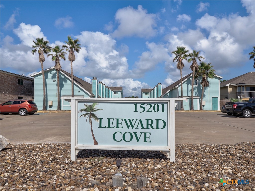 15201 Leeward Drive B6, Corpus Christi, TX 78418 — photo 1