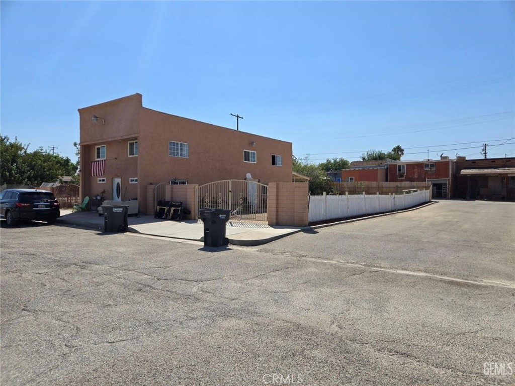 333 Kern Street, Maricopa, CA 93252 — photo 1