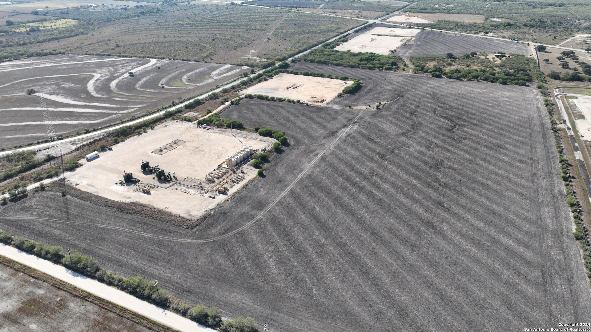 171 ACRES Highway 80, Gillett, TX 78116 — photo 1