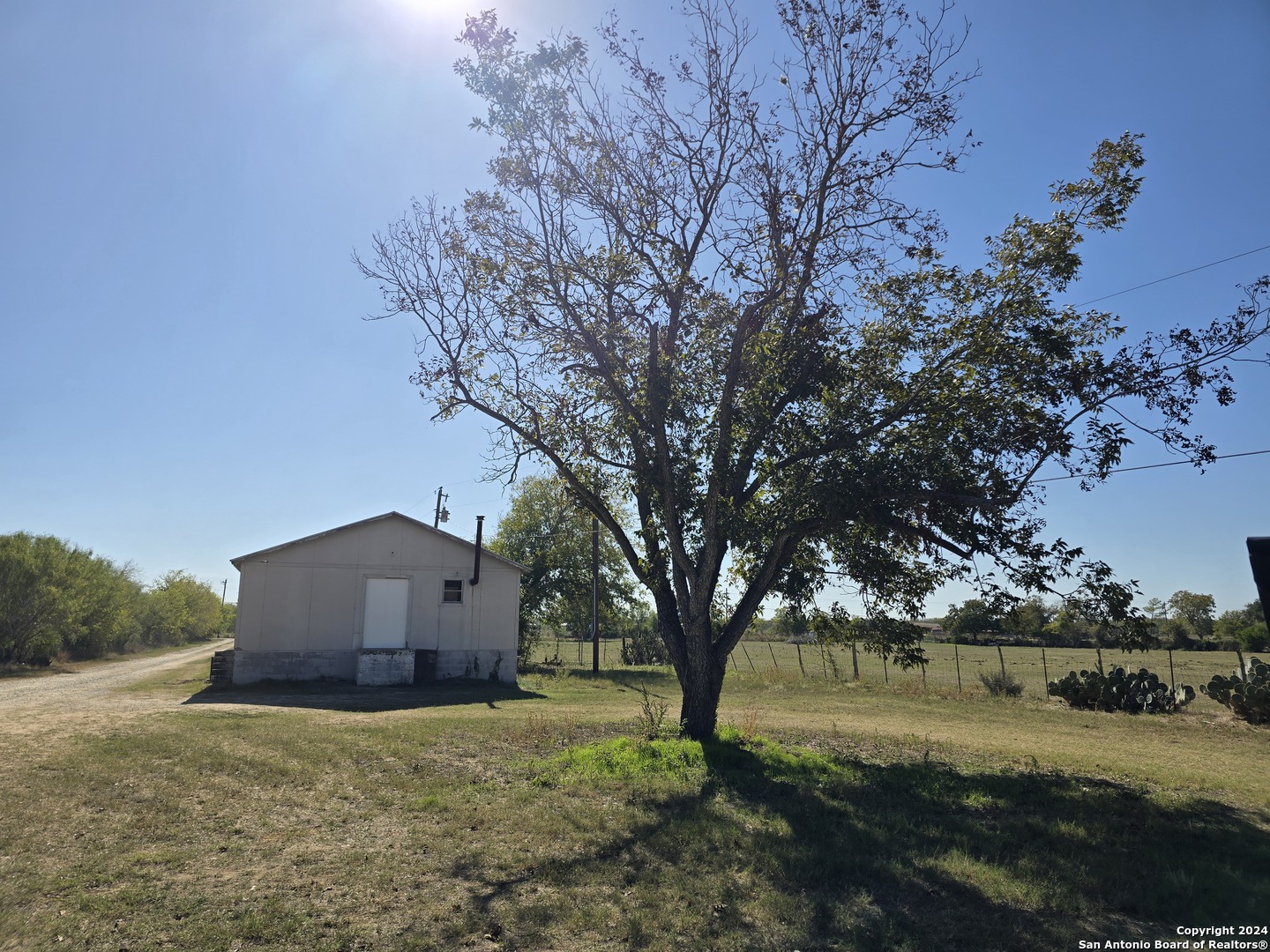 County Road 664, Devine, TX 78016 — photo 1