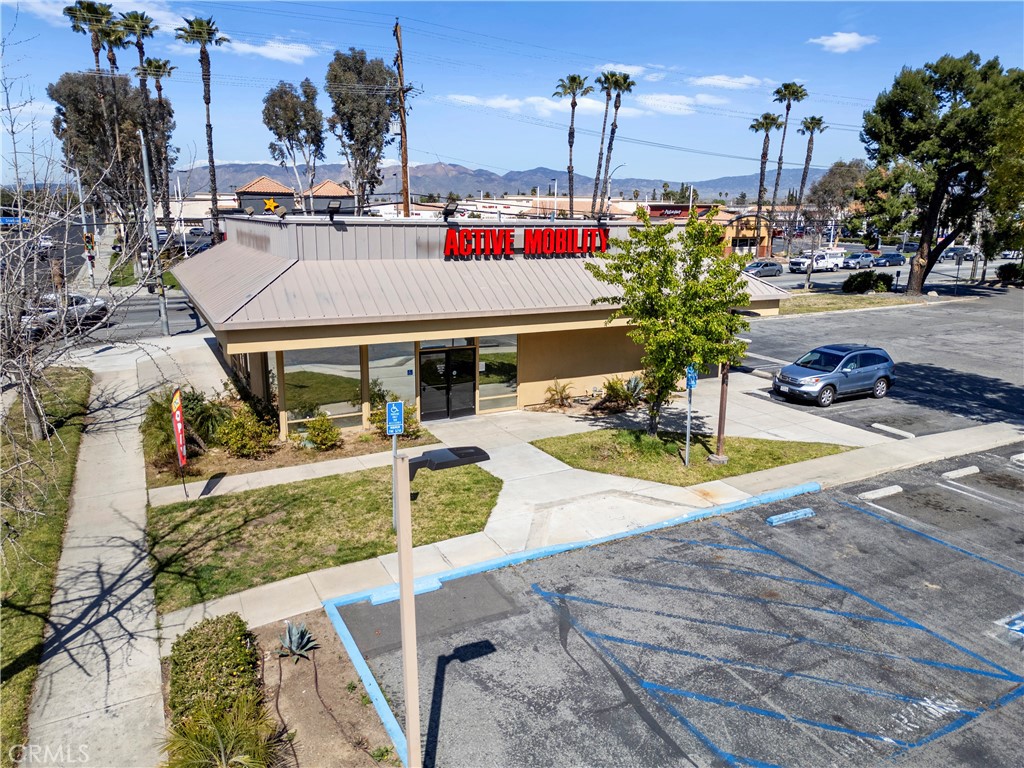103 E Stetson Avenue, Hemet, CA 92543 — photo 1