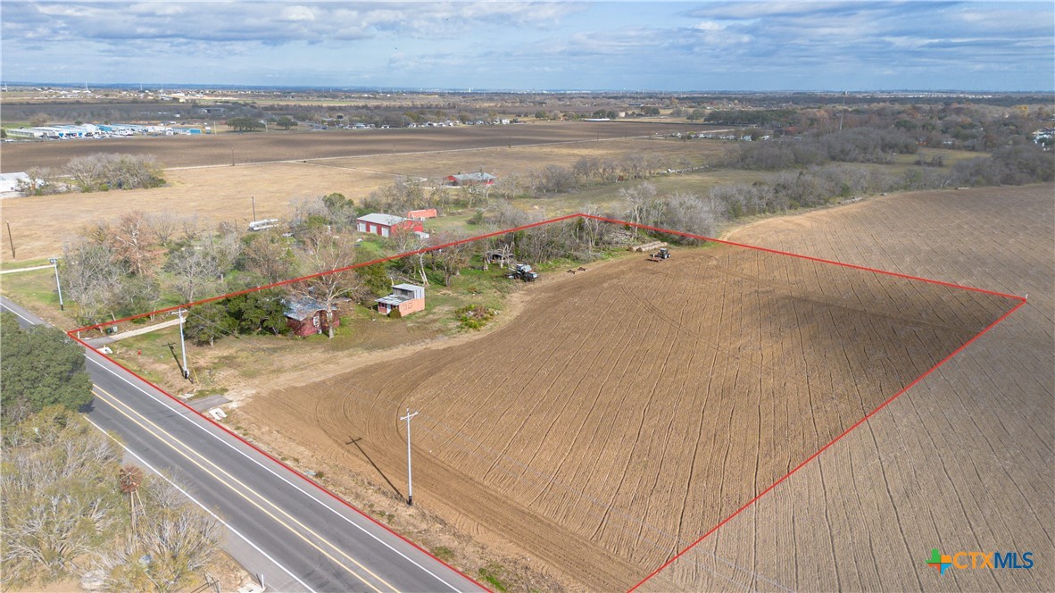 8195 Fm 725, McQueeney, TX 78123 — photo 1