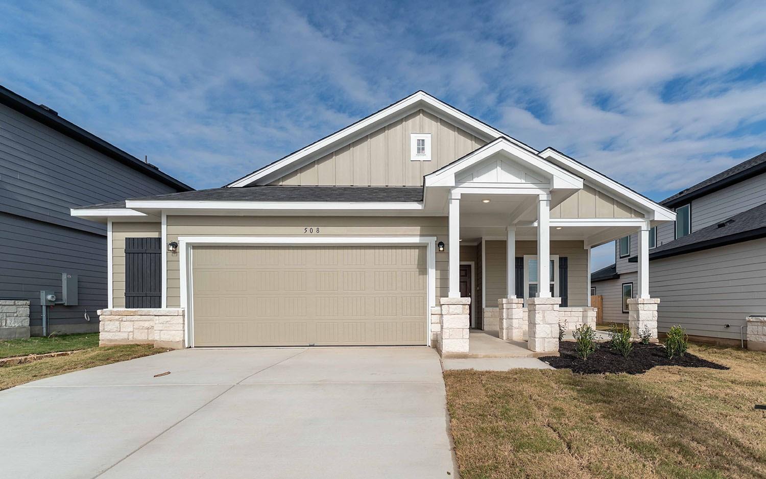 508 Bobcat Creek, Jarrell, TX 76537 — photo 1