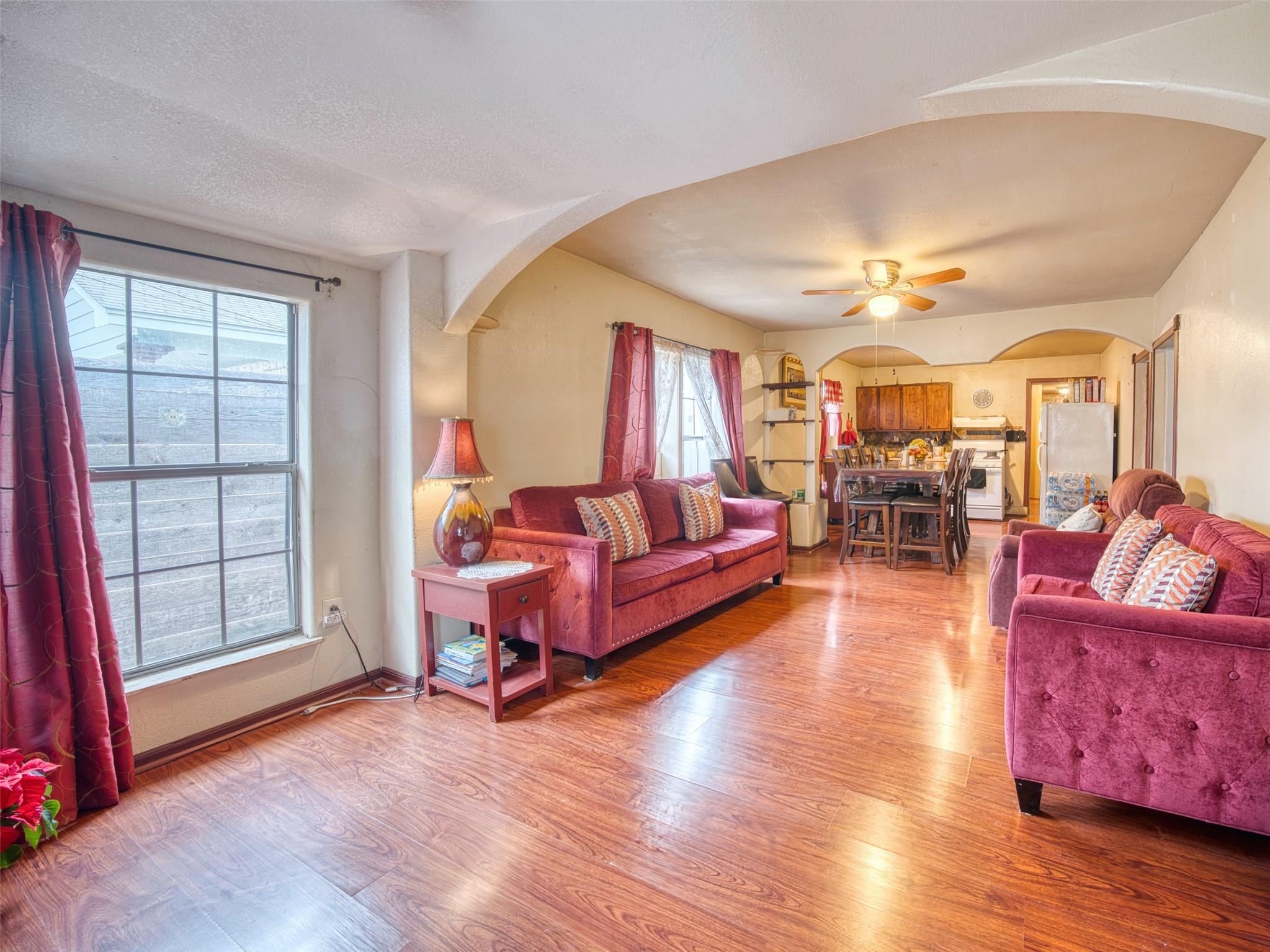 2900 Castro, Austin, TX 78702 — photo 1