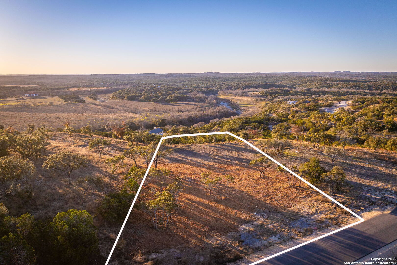 1845 PARADISE PARKWAY, Canyon Lake, TX 78133 — photo 1