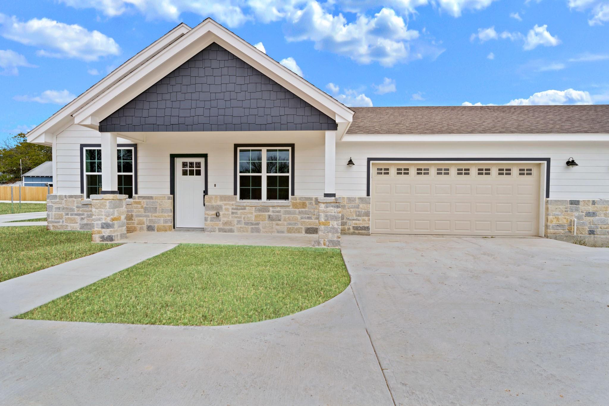 224 Alves Ln #1, New Braunfels, TX 78130 — photo 1