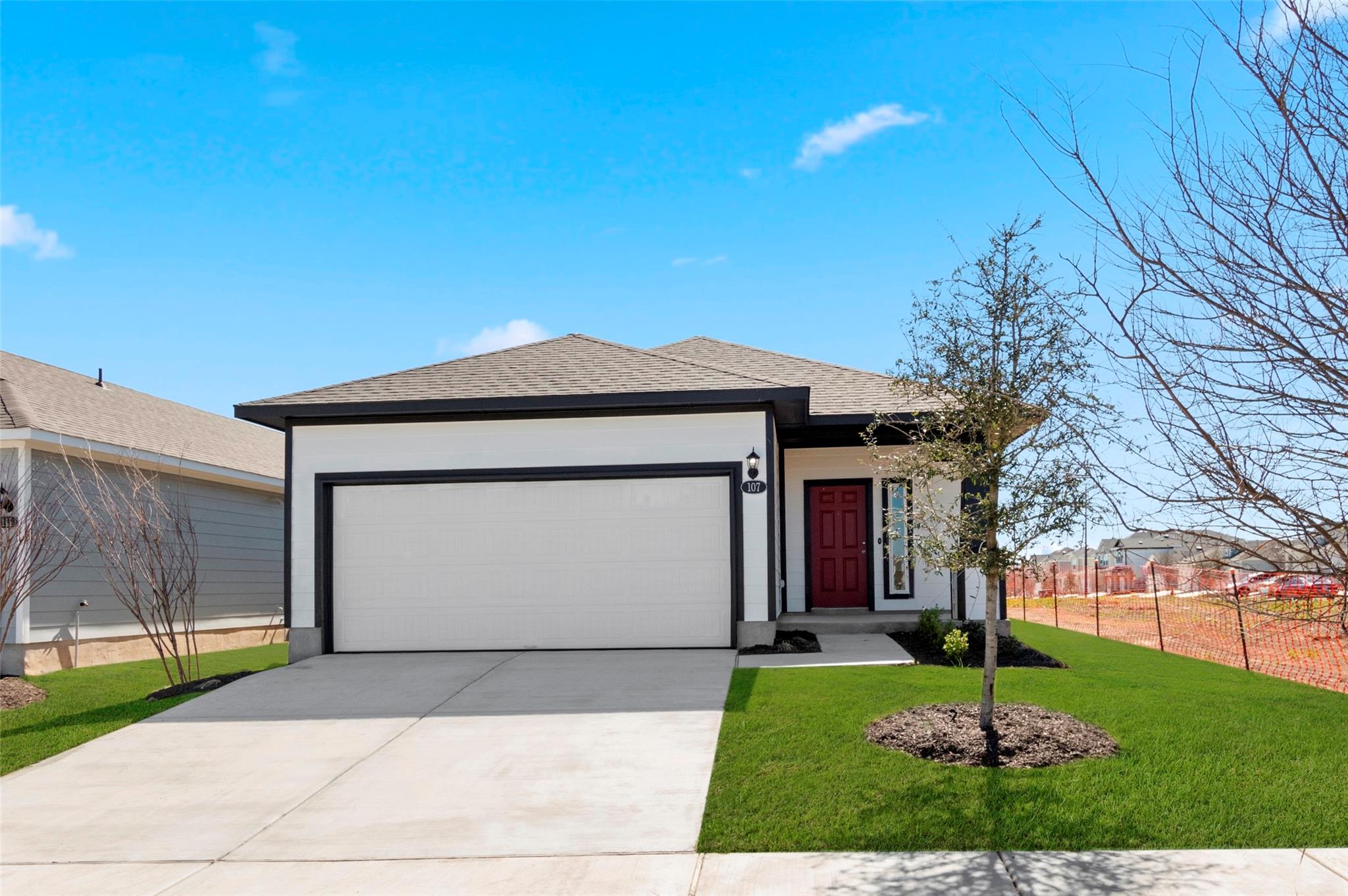 107 Honeybee, Elgin, TX 78621 — photo 1