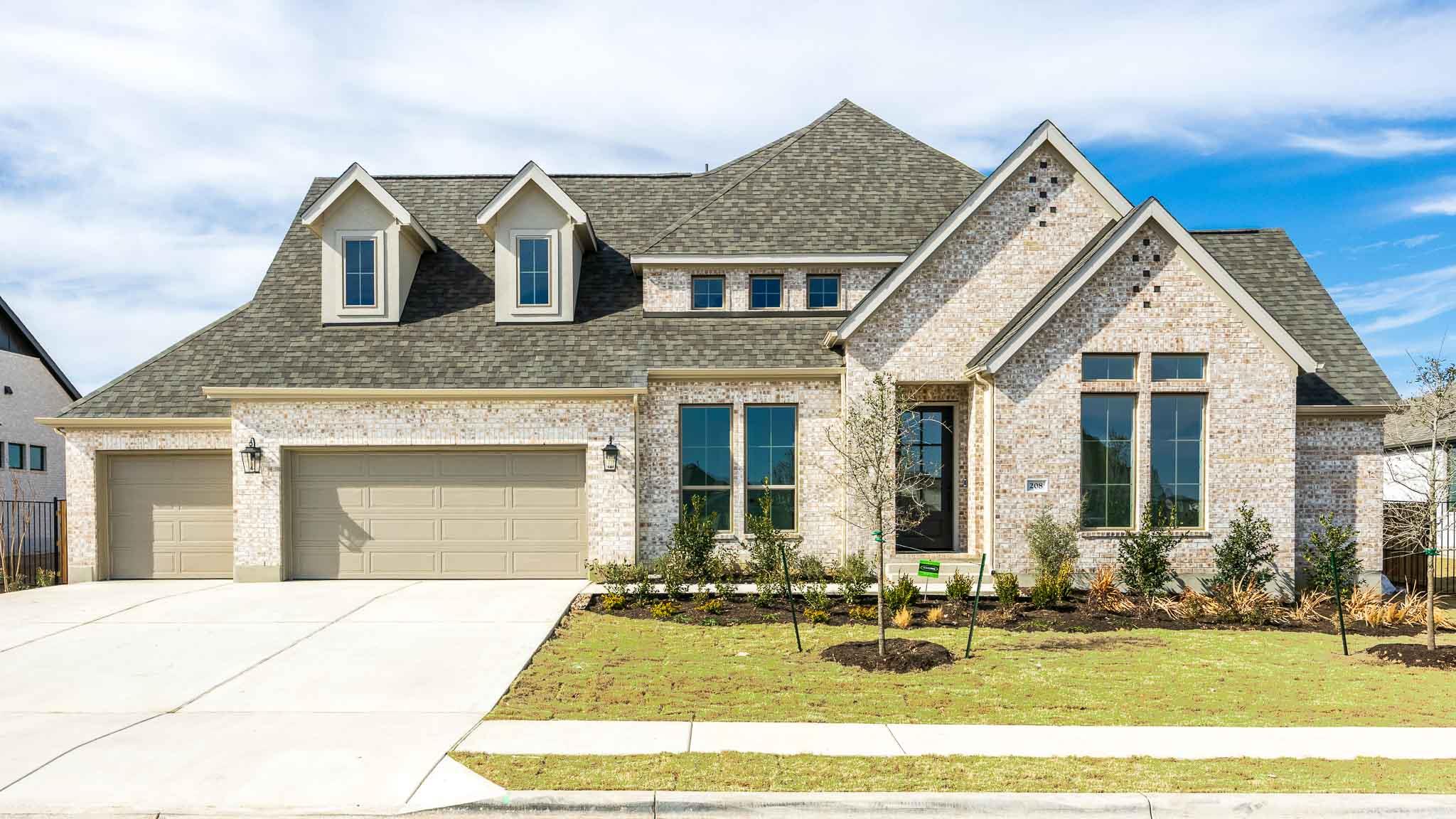 208 Jates Field, Liberty Hill, TX 78642 — photo 1
