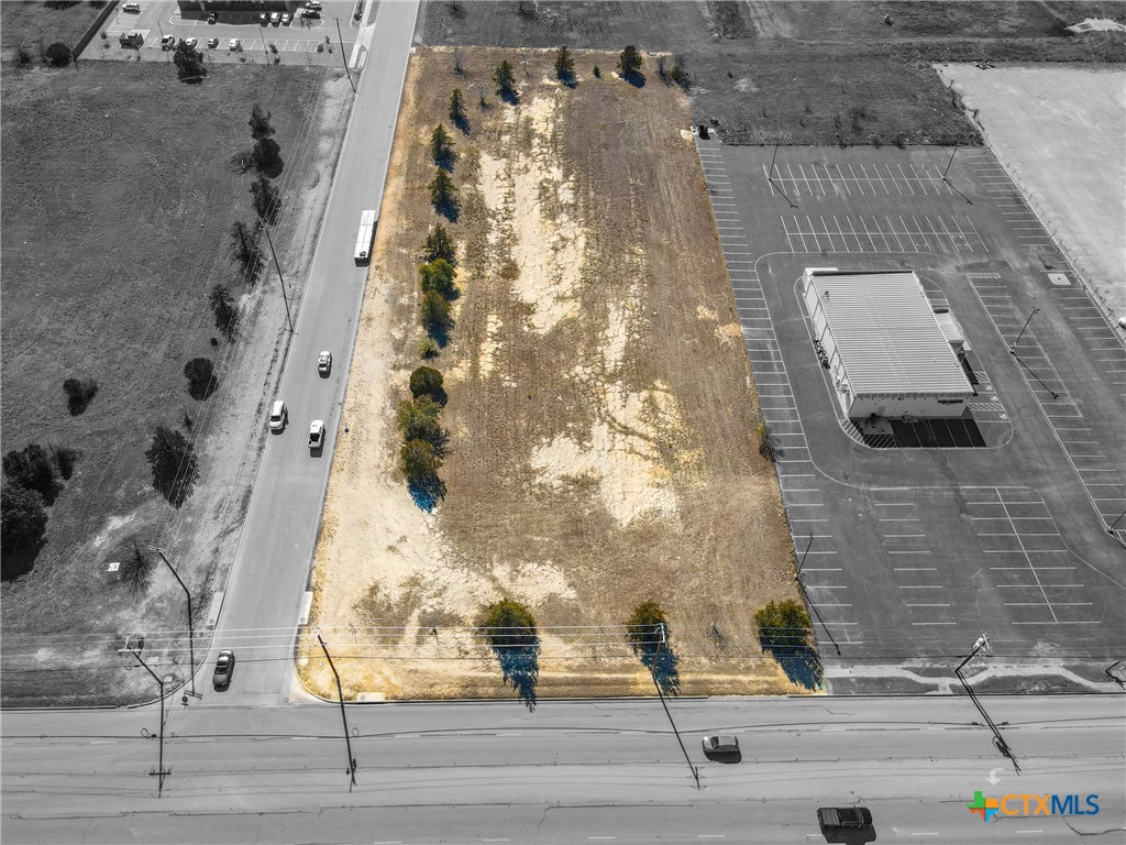 502 W Elms Road, Killeen, TX 76542 — photo 1