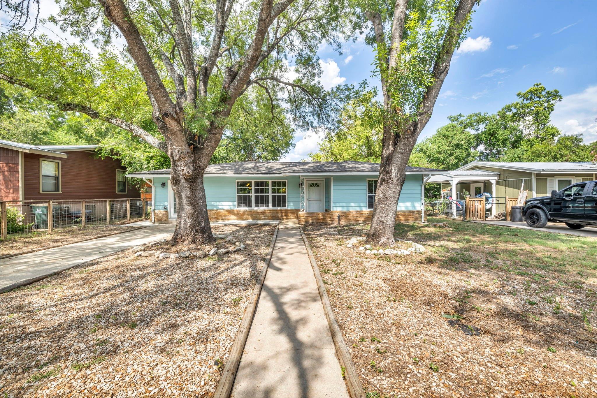 114 Riviera, San Marcos, TX 78666 — photo 1