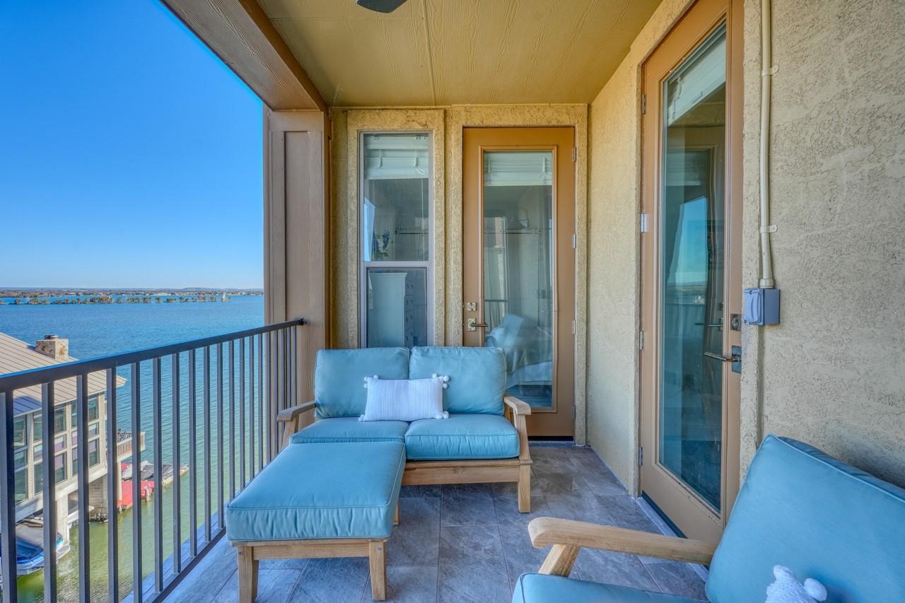 1001 The Cape, Horseshoe Bay, TX 78657 — photo 1