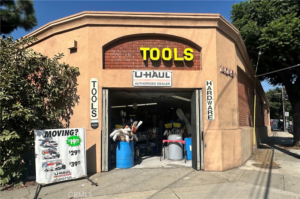 14045 Garfield Ave., Paramount, CA 90723 — photo 1