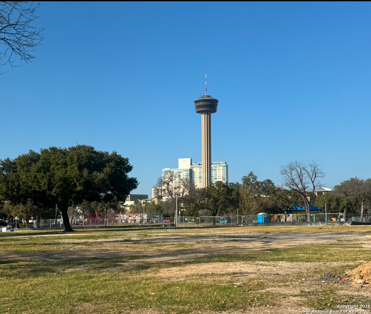 602 Labor St., San Antonio, TX 78210 — photo 1