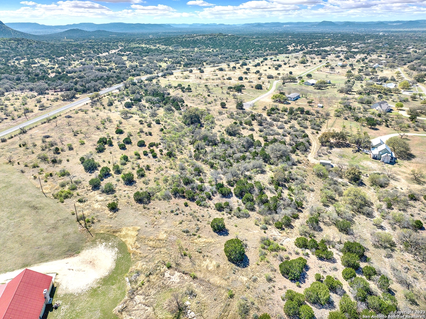 321 Robin Rd, Camp Wood, TX 78833 — photo 1