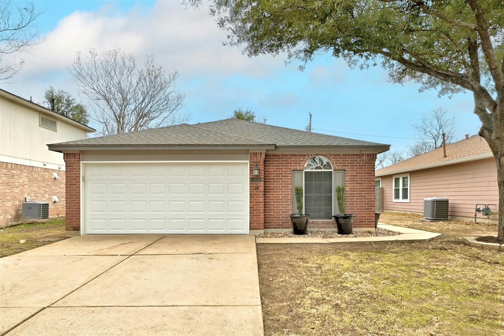 1807 Hollow Tree, Round Rock, TX 78681 — photo 1