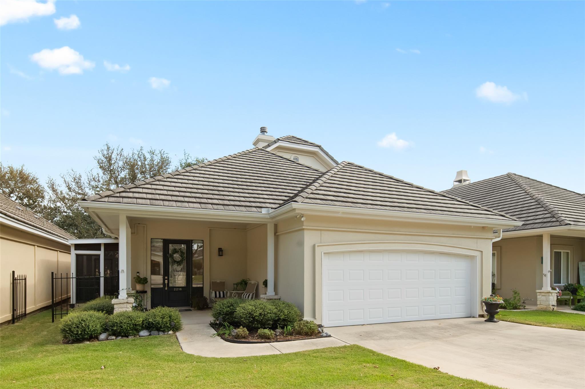 2216  Garden Ct, San Marcos, TX 78666 — photo 1