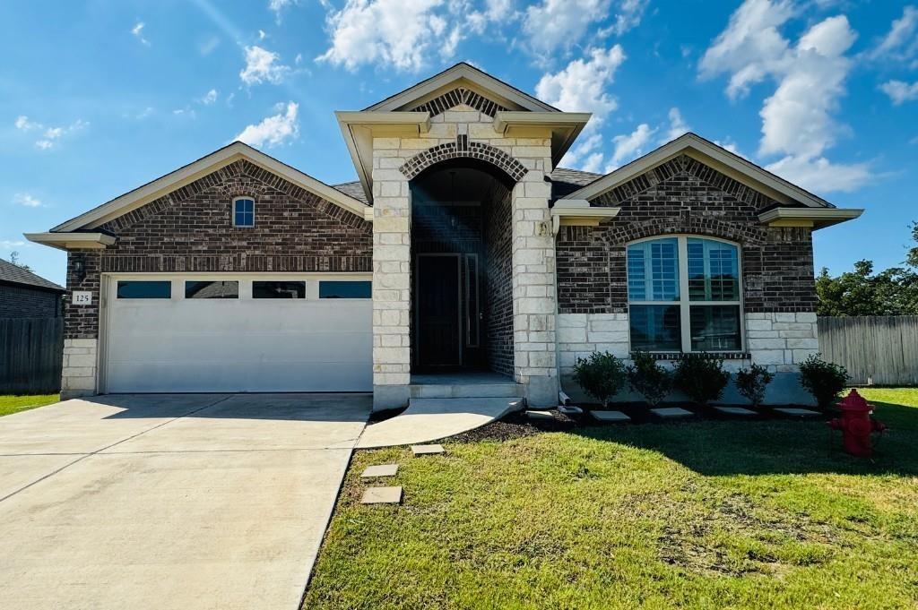 125 Millsaps, Bastrop, TX 78602 — photo 1