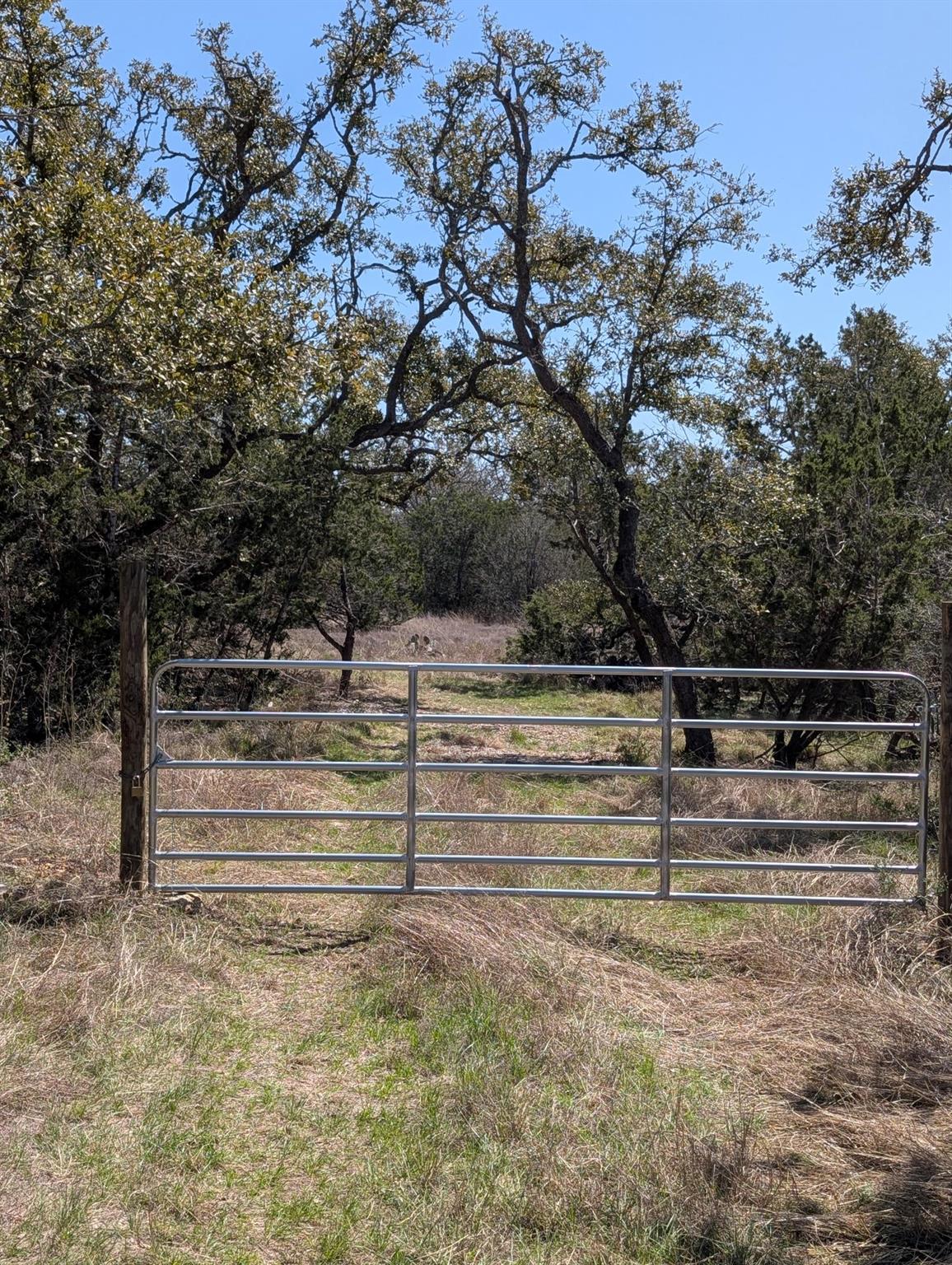 508 Deer Creek Dr, San Marcos, TX 78666 — photo 1