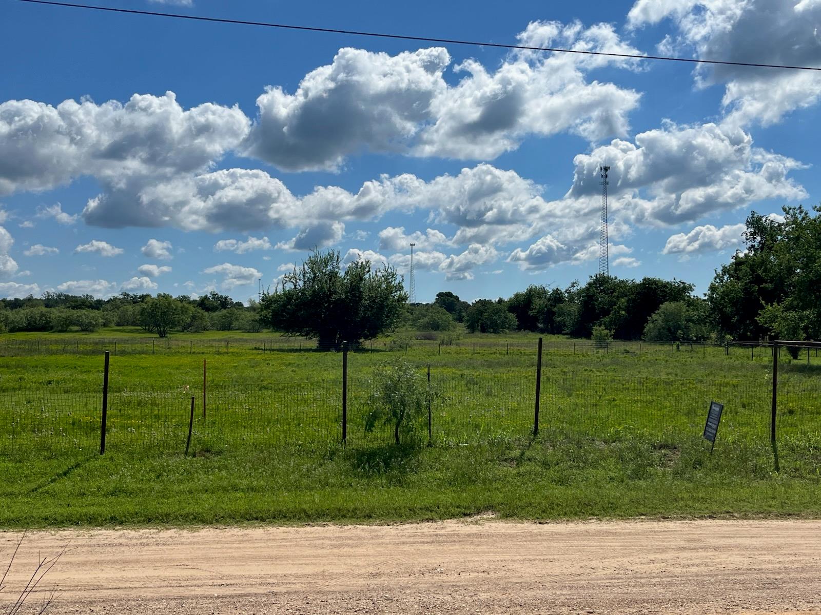 804 Smith Rd, Rockdale, TX 76567 — photo 1
