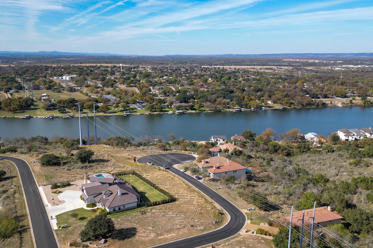 528 Bendito Way, Marble Falls, TX 78654 — photo 1