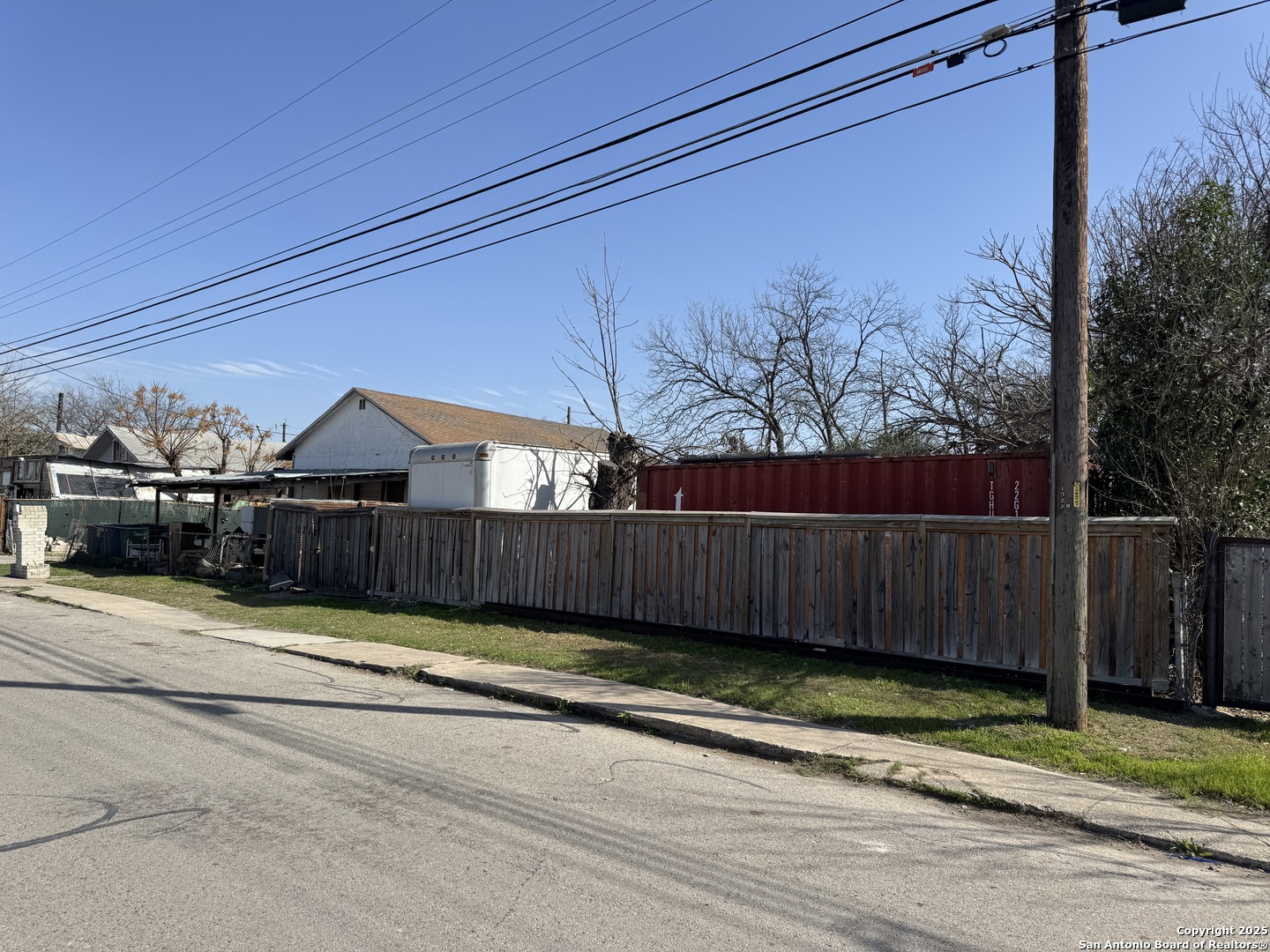 1322 Sherman, San Antonio, TX 78202 — photo 1