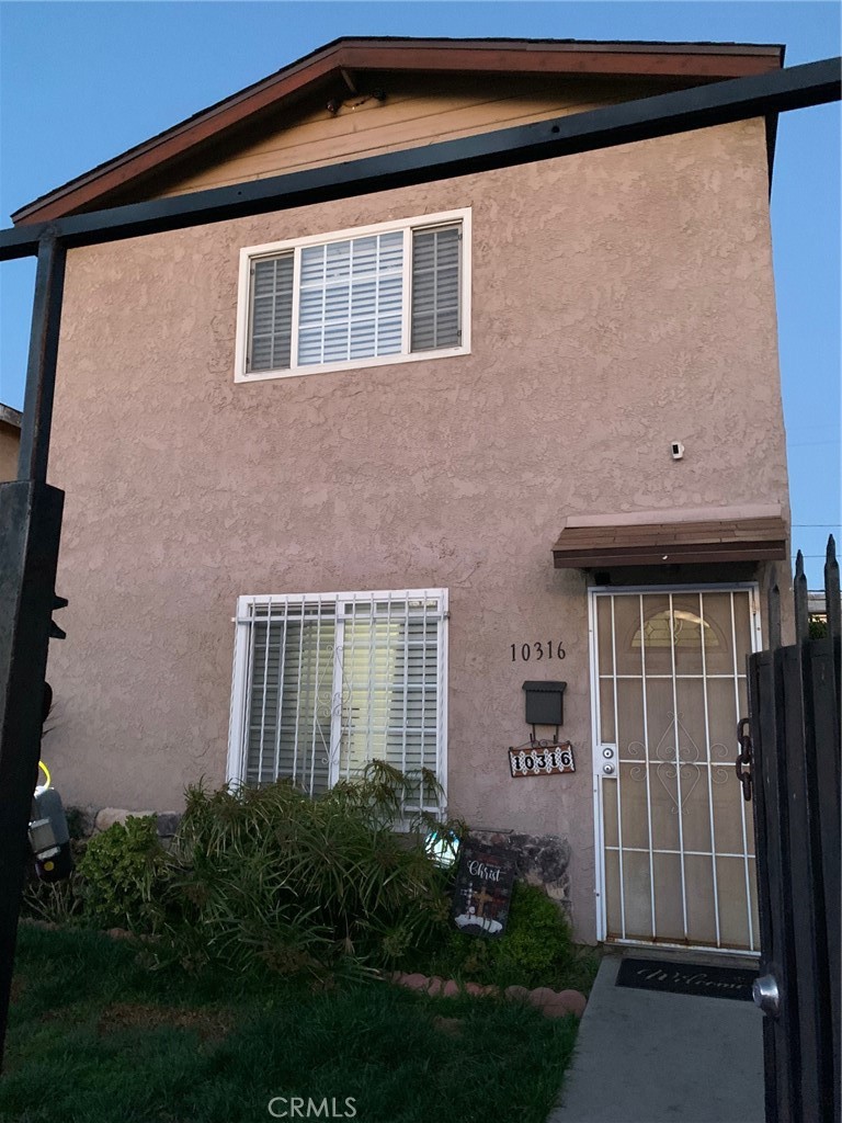 10316 S San Pedro Street, Los Angeles, CA 90003 — photo 1