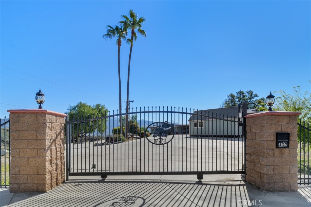 300 Anderson Drive, Hemet, CA 92544 — photo 1