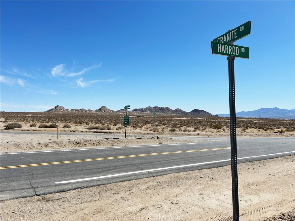4521515 Harrod Road, Lucerne Valley, CA 92356 — photo 1