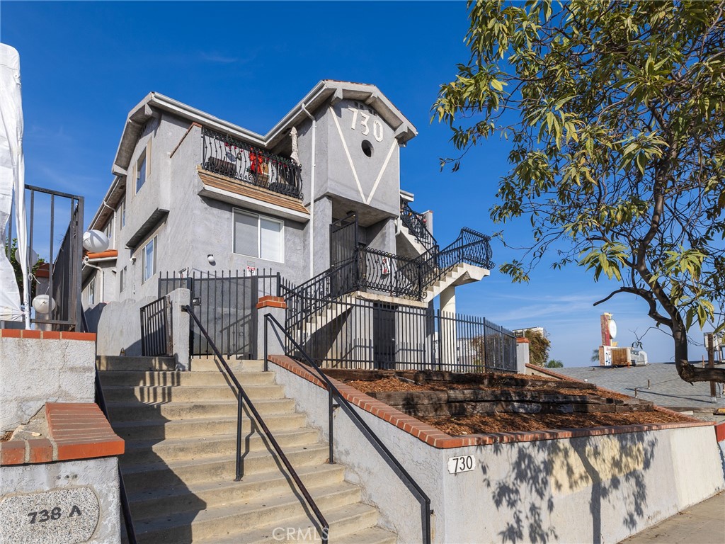 730 W 5th Street, San Pedro, CA 90731 — photo 1