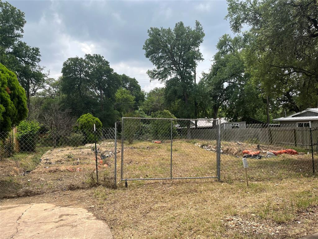 4621 Menchaca, Austin, TX 78745 — photo 1