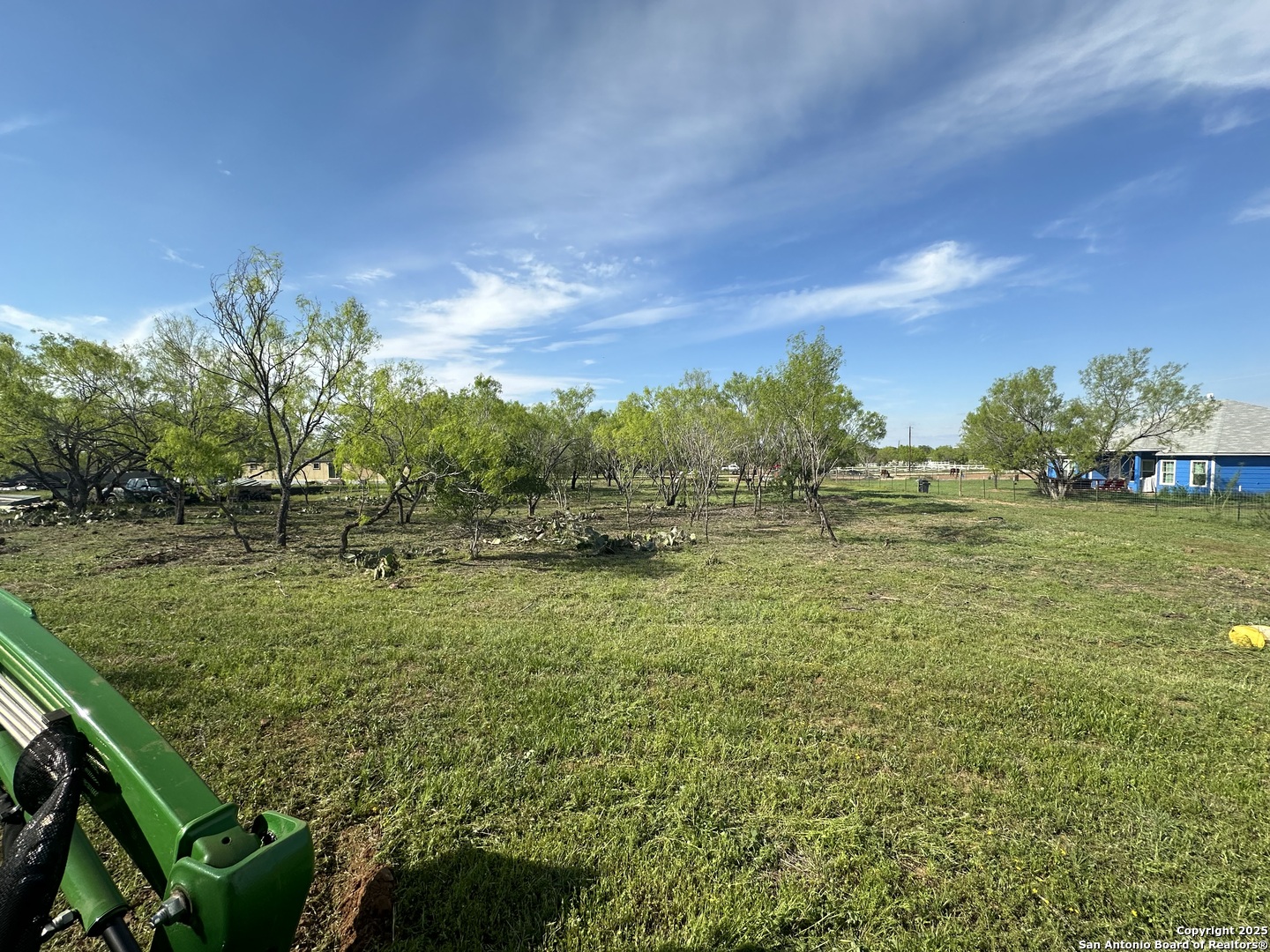 148 County Road 2667, Devine, TX 78016 — photo 1