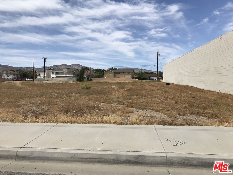 38701 6TH E Avenue Q3, Palmdale, CA 93550 — photo 1