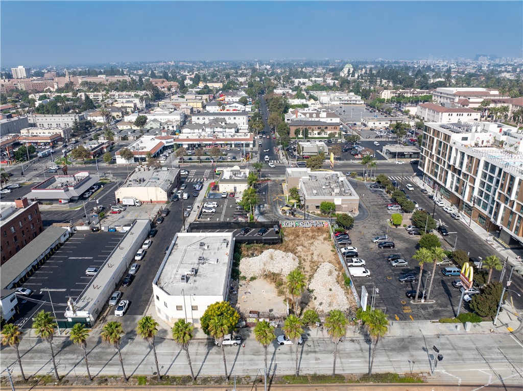 2819 S Flower Street, Los Angeles, CA 90007 — photo 1