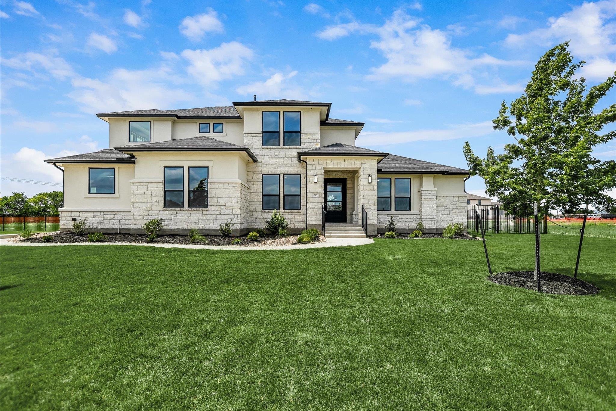 216 Scofield, Georgetown, TX 78628 — photo 1