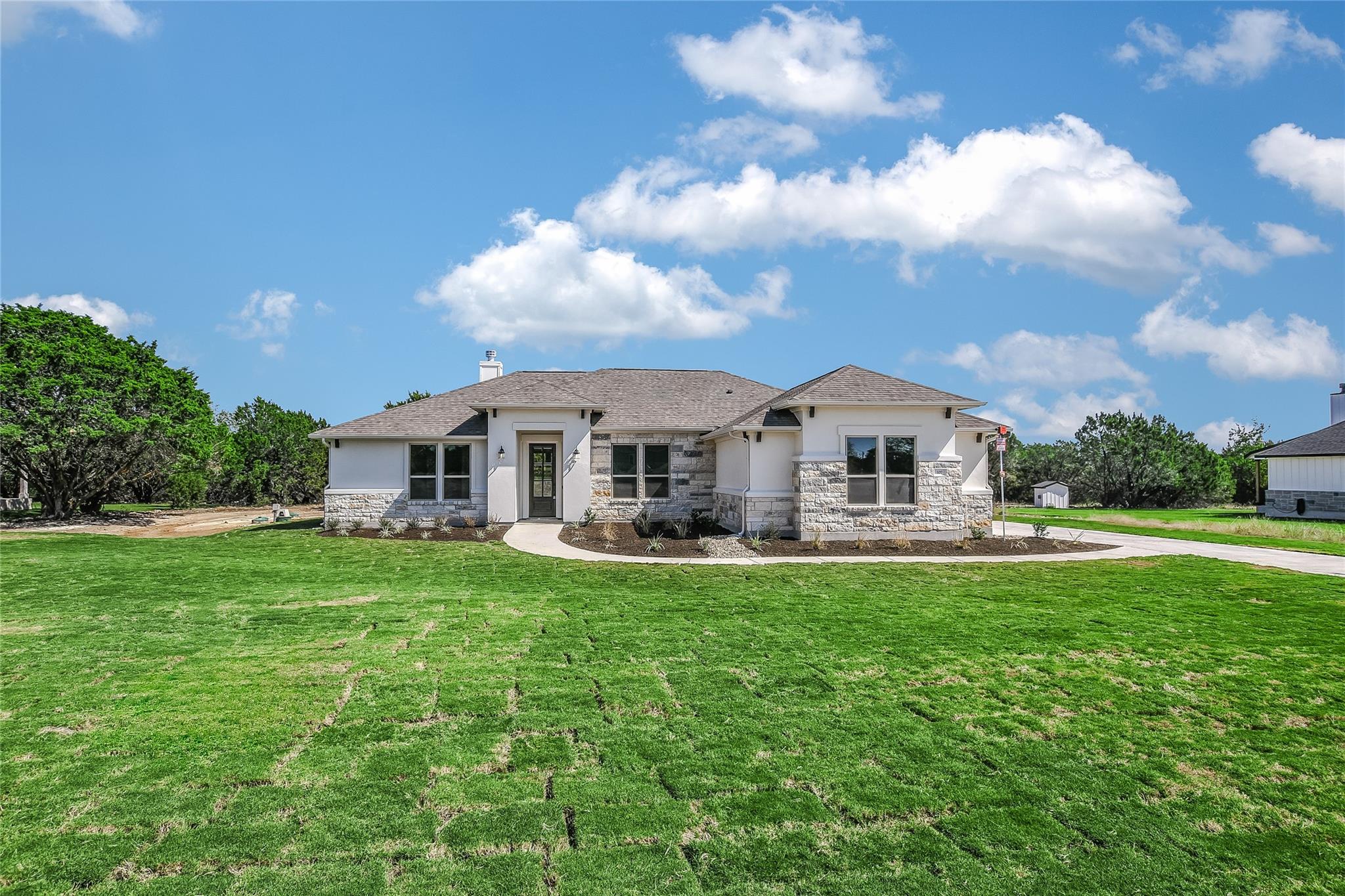 107 Ethan, Burnet, TX 78611 — photo 1