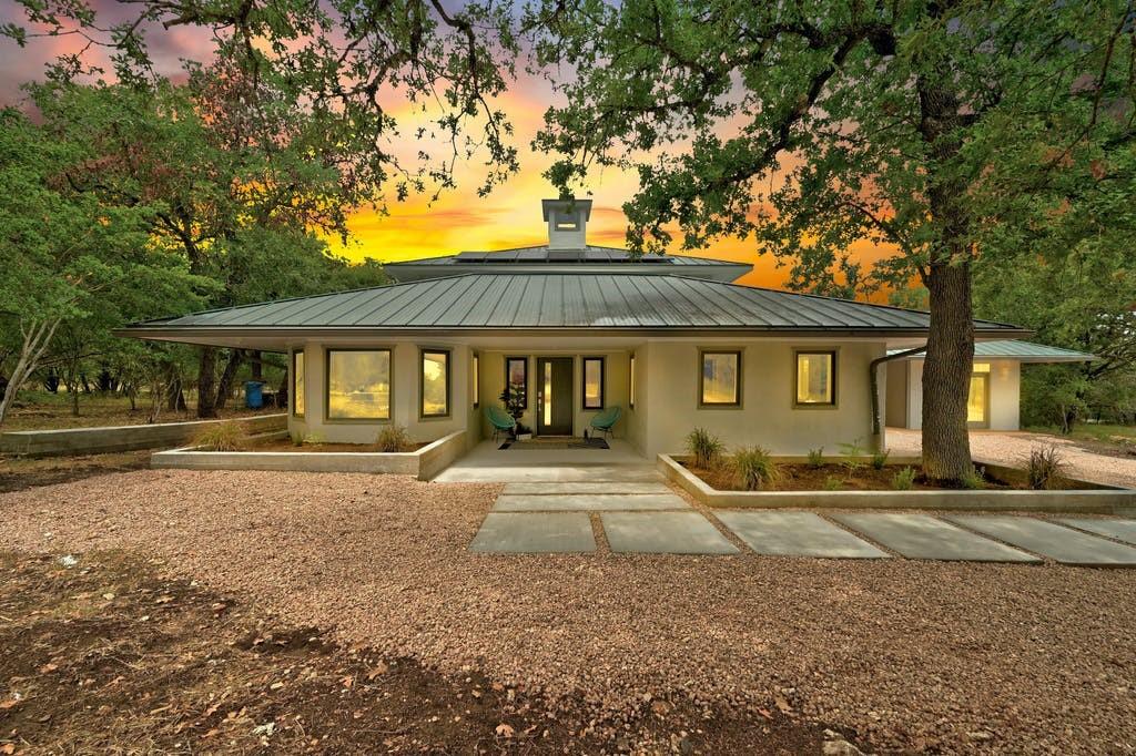 107 Concord, Austin, TX 78737 — photo 1