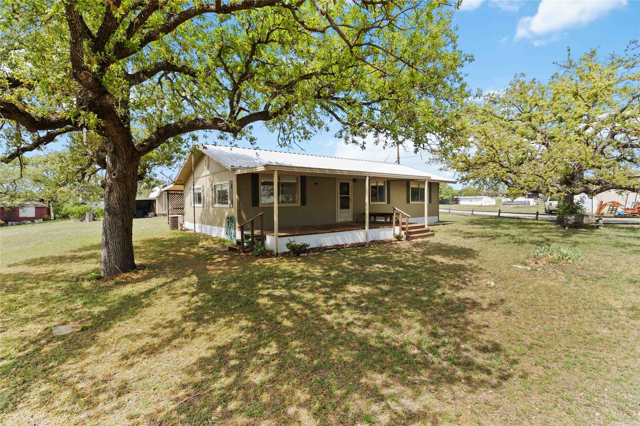 1515 Bee, Tow, TX 78672 — photo 1