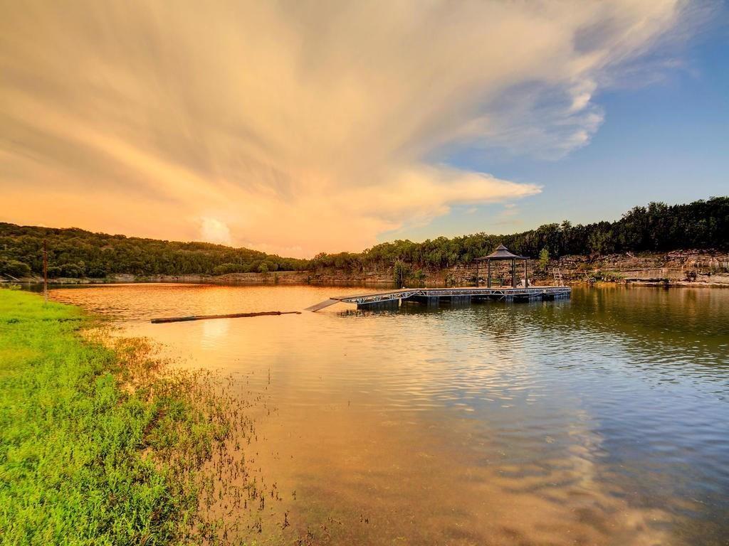 24105  Fm 1431 None, Marble Falls, TX 78654 — photo 1