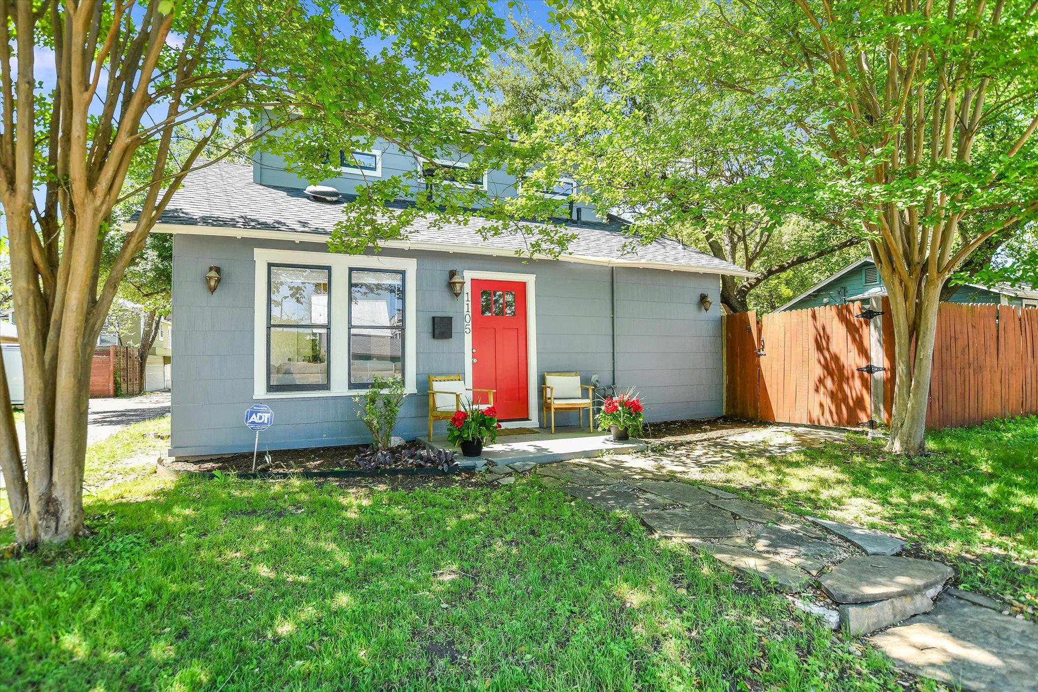 1105 43rd, Austin, TX 78756 — photo 1