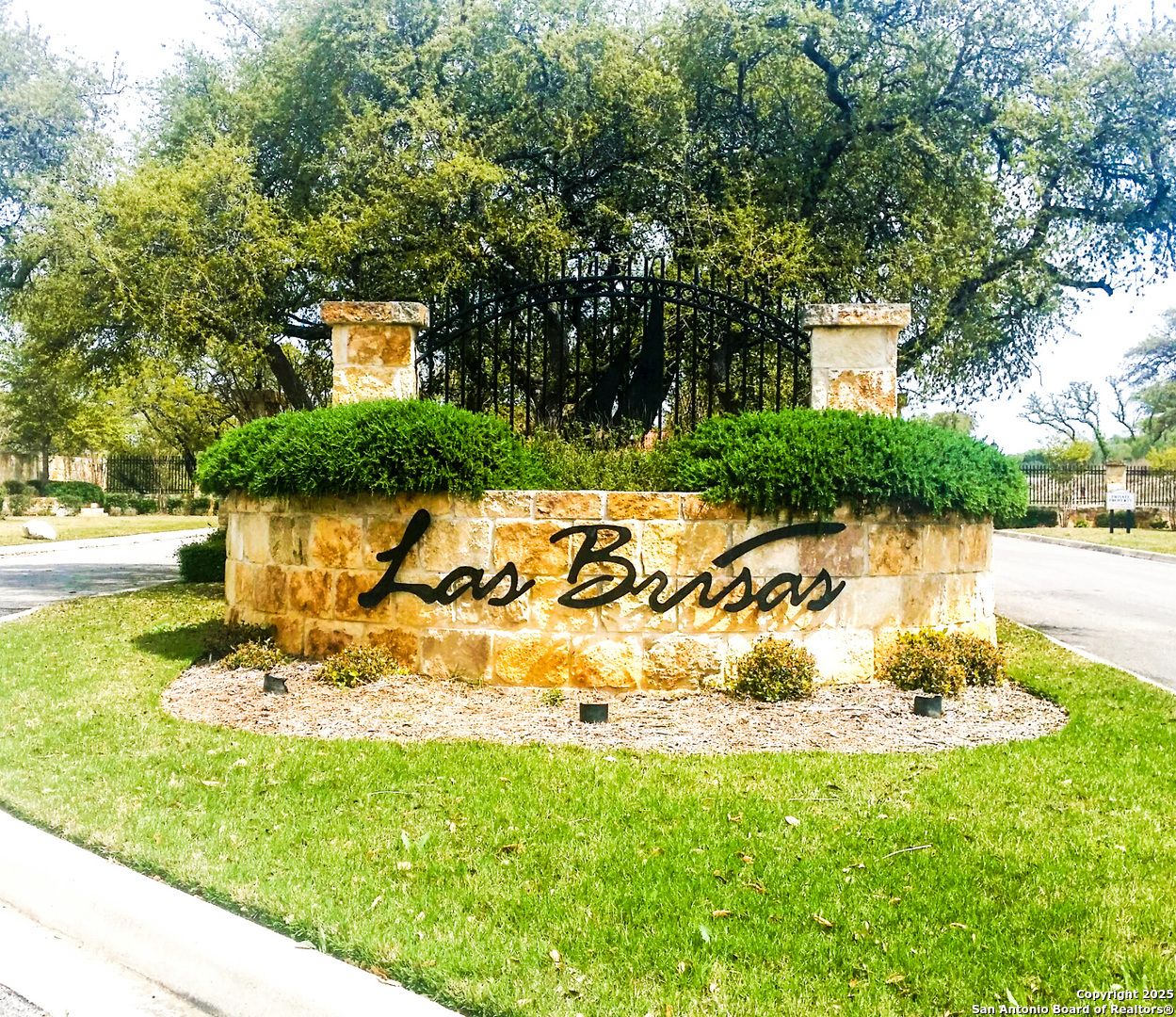 2305 Bella Vista, Canyon Lake, TX 78133 — photo 1