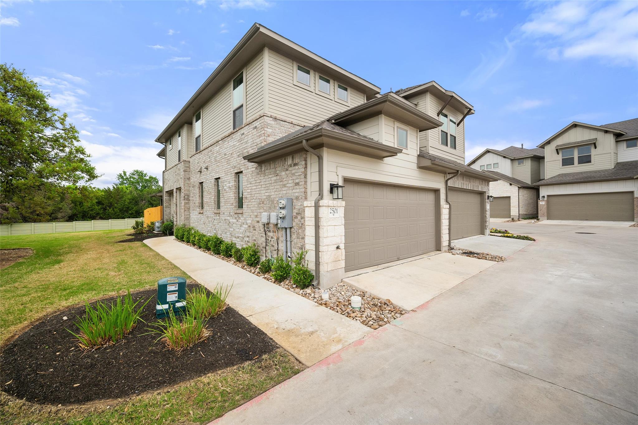 2500 Forest Creek, Round Rock, TX 78665 — photo 1