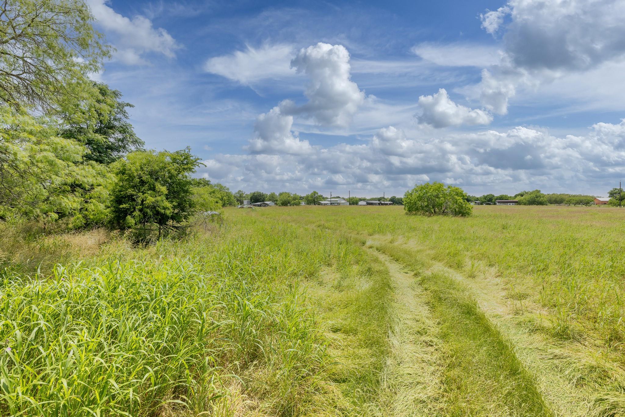 2091 Goodwin, Gonzales, TX 78629 — photo 1