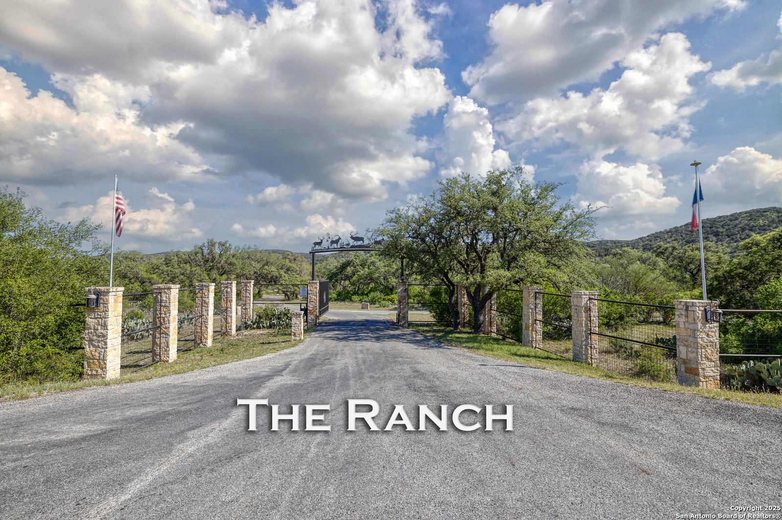 22 Camino del Rancho, ConCan, TX 78838 — photo 1