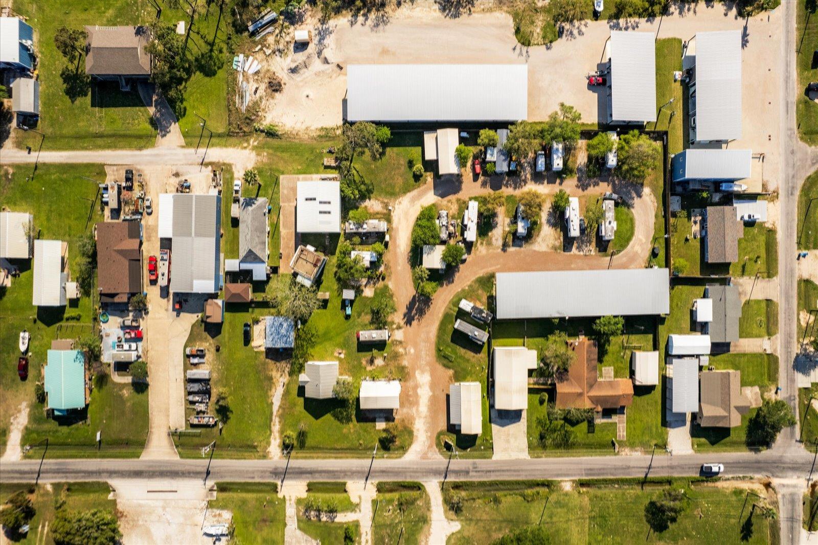 115 N Byers St, Port O'Connor, TX 77982 — photo 1