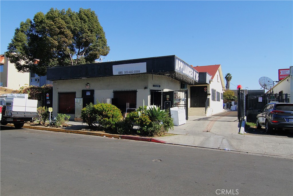 1108 N Kenmore Avenue, Los Angeles, CA 90029 — photo 1