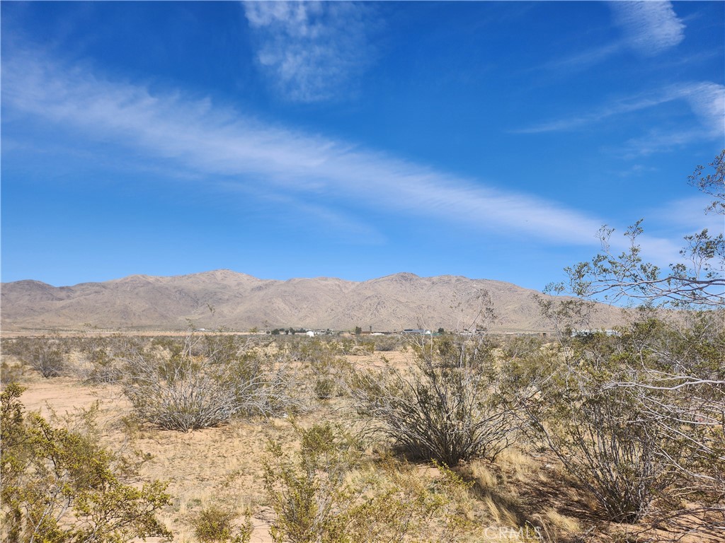 0 Laguna Seca Drive, Apple Valley, CA 92308 — photo 1