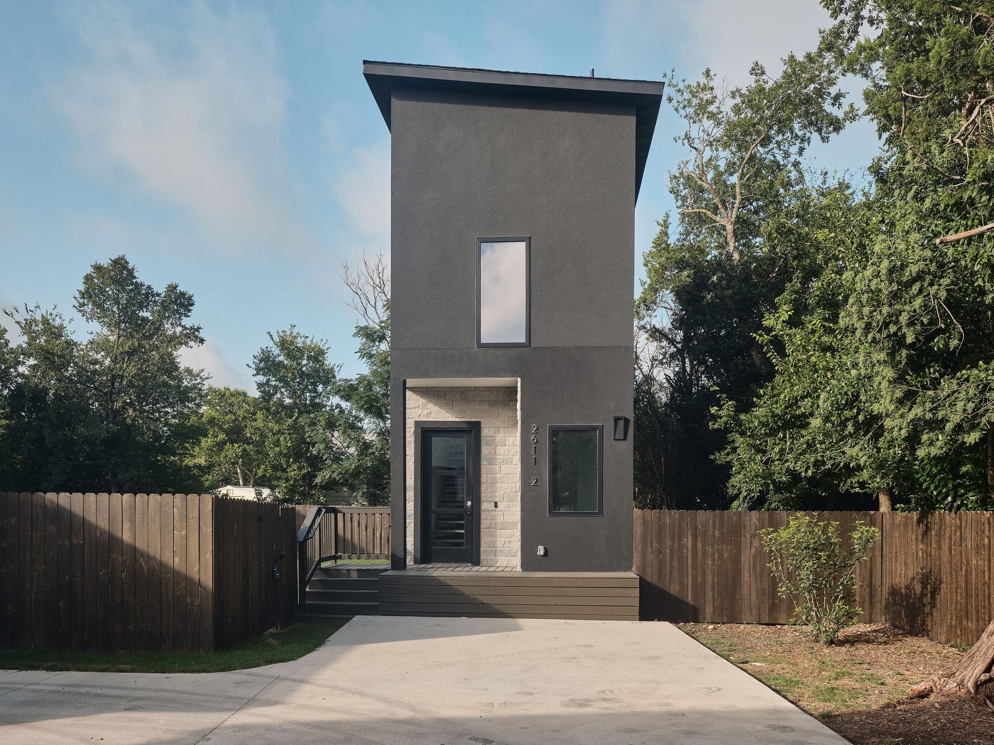 2611 Davis, Austin, TX 78745 — photo 1