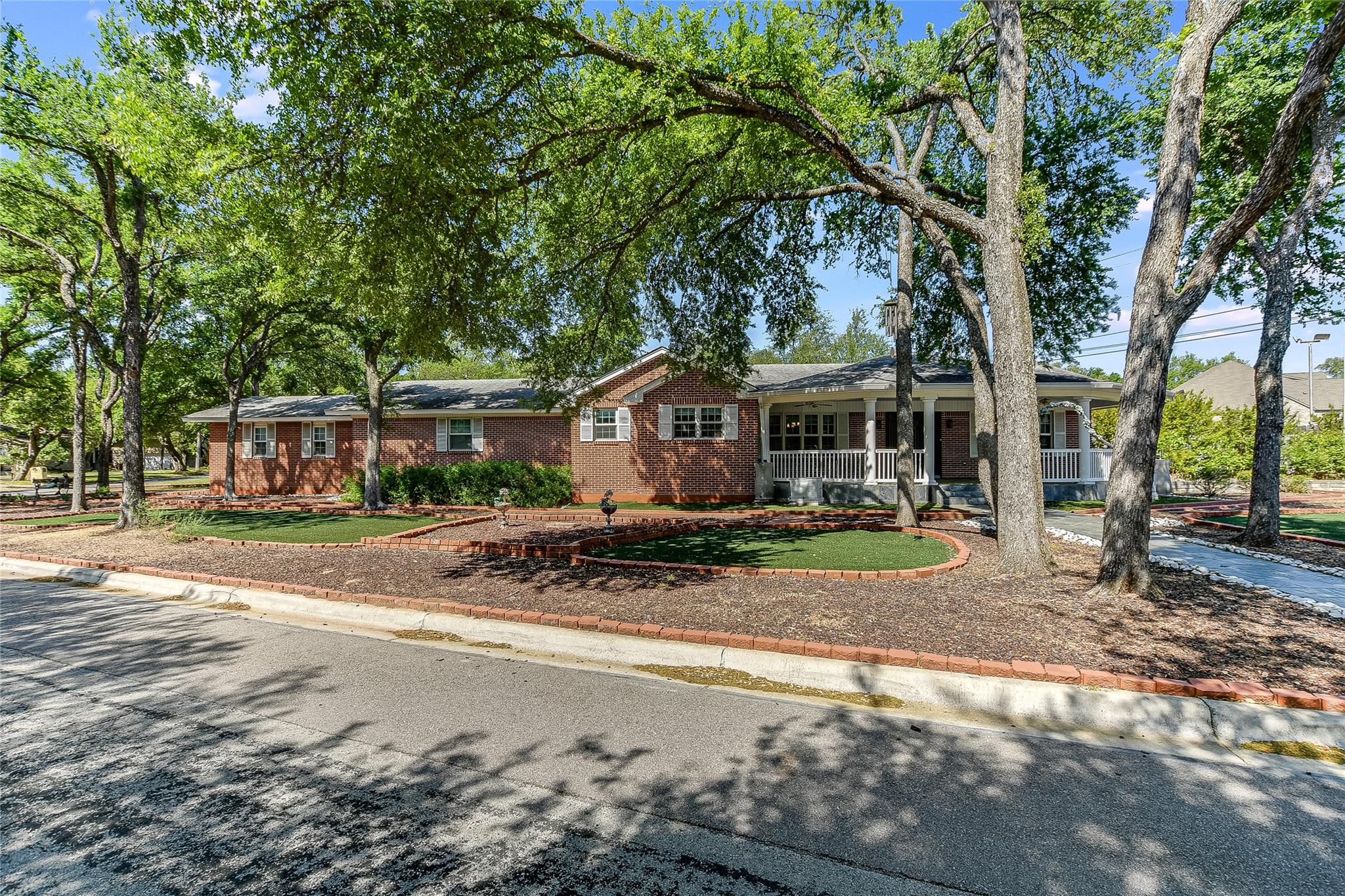 11906 Arch Hill, Austin, TX 78750 — photo 1