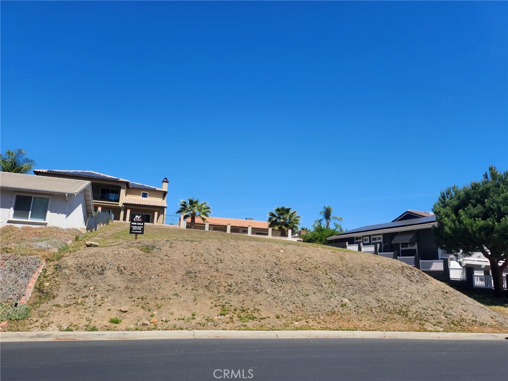 22720 Blue Teal, Canyon Lake, CA 92587 — photo 1