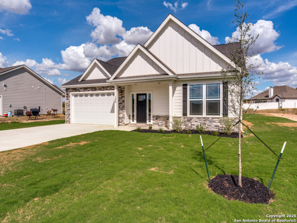 132 Turnberry Dr, La Vernia, TX 78121 — photo 1